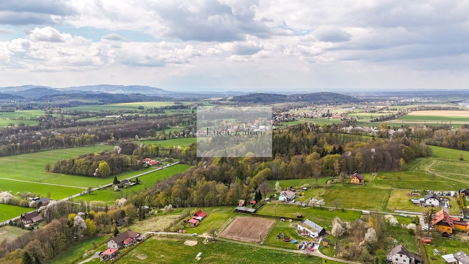 Prodej pozemku 1878 m² - foto 4