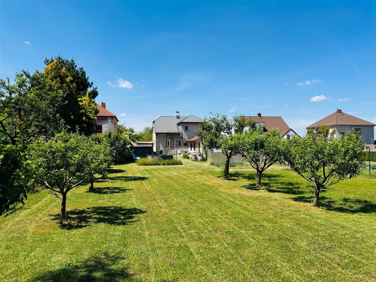 Prodej domu 240 m² - foto 2