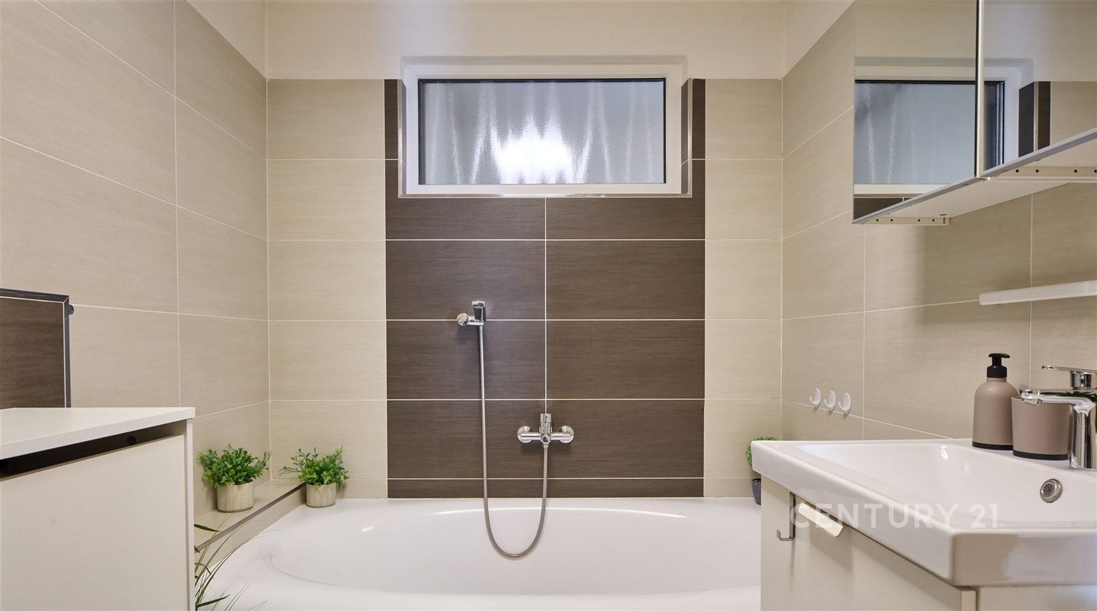 Prodej domu 260 m² - foto 16