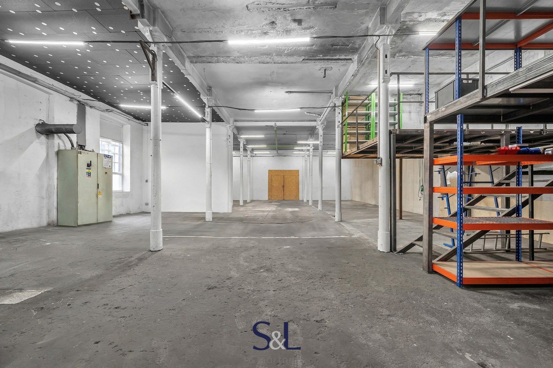 Prodej komerčního prostoru 626 m² - foto 8