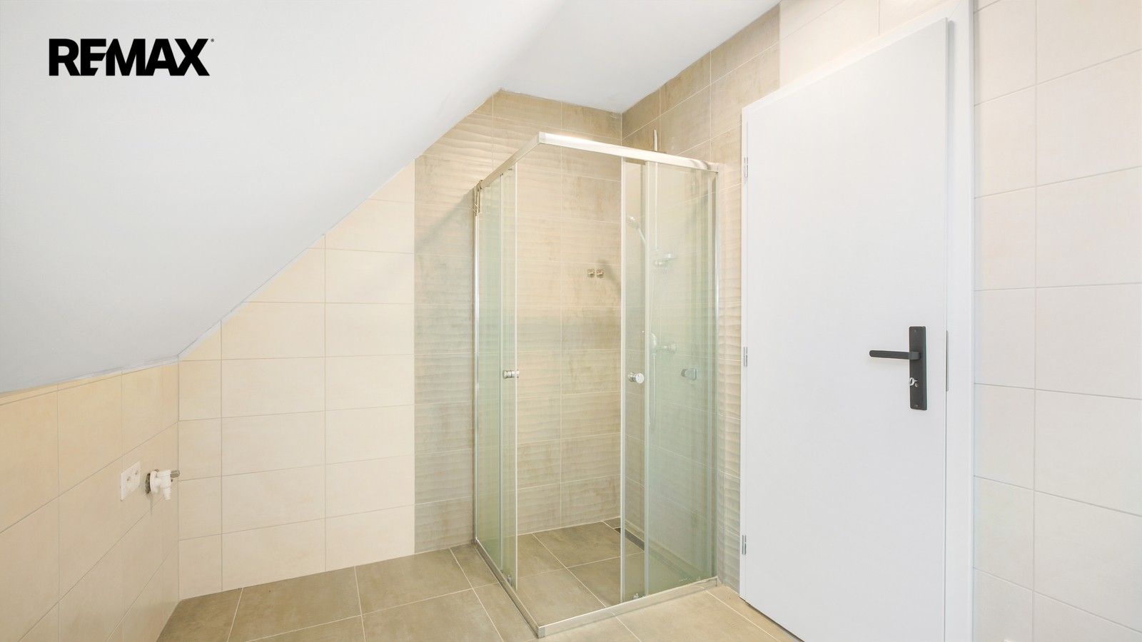 Prodej domu 193 m² - foto 8