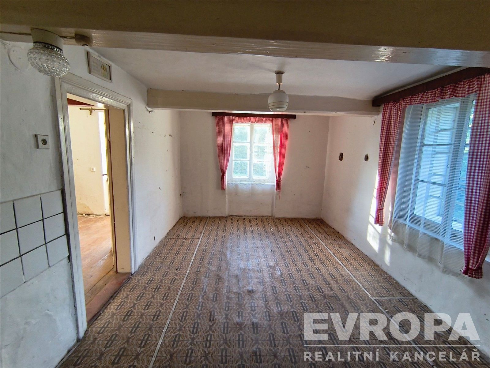 Prodej pozemku 1101 m² - foto 5