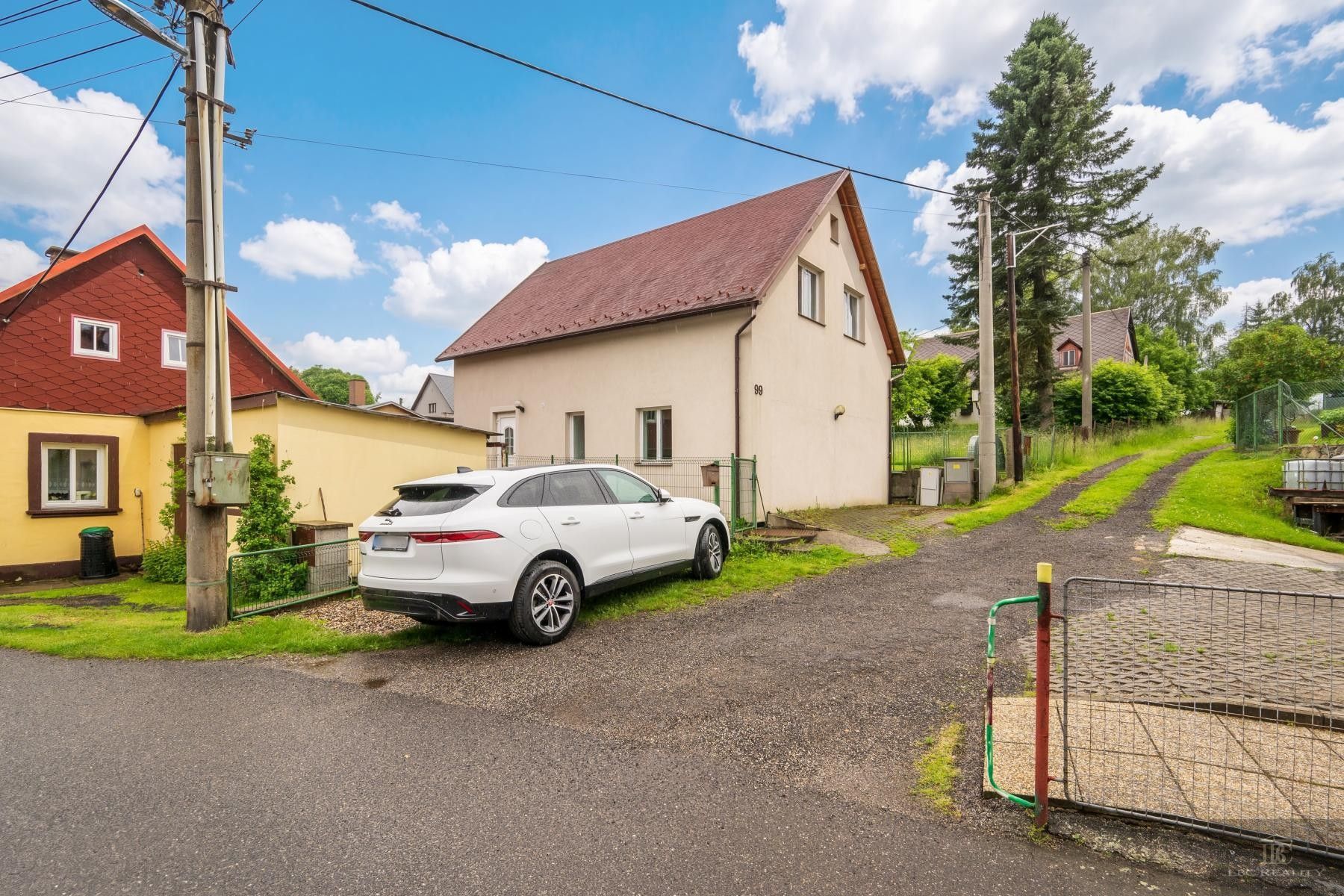 Prodej domu 99 m² - foto 1
