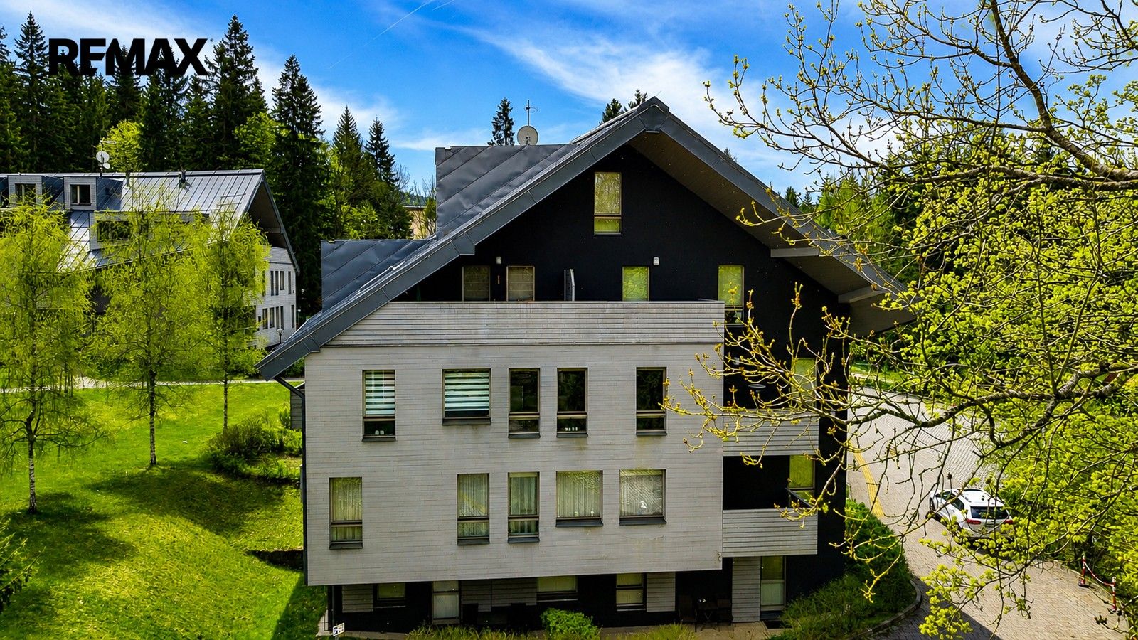 Prodej nemovitosti 77 m² - foto 4