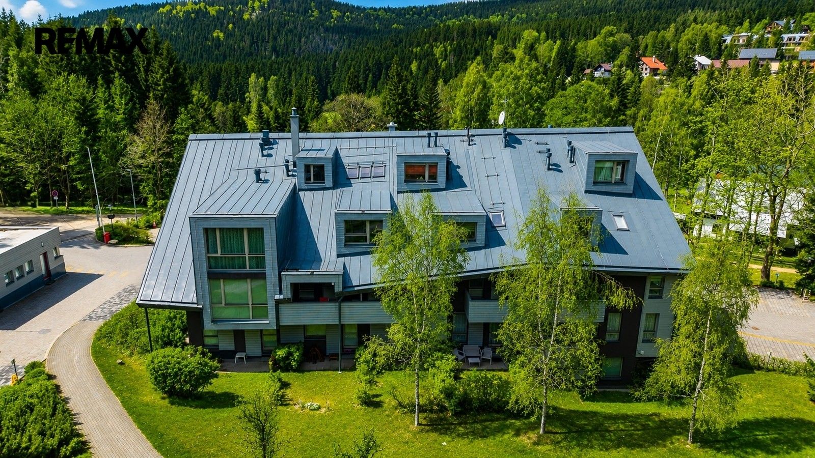 Prodej nemovitosti 77 m² - foto 5