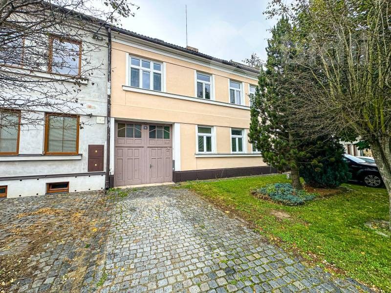 Prodej domu 143 m² - foto 1