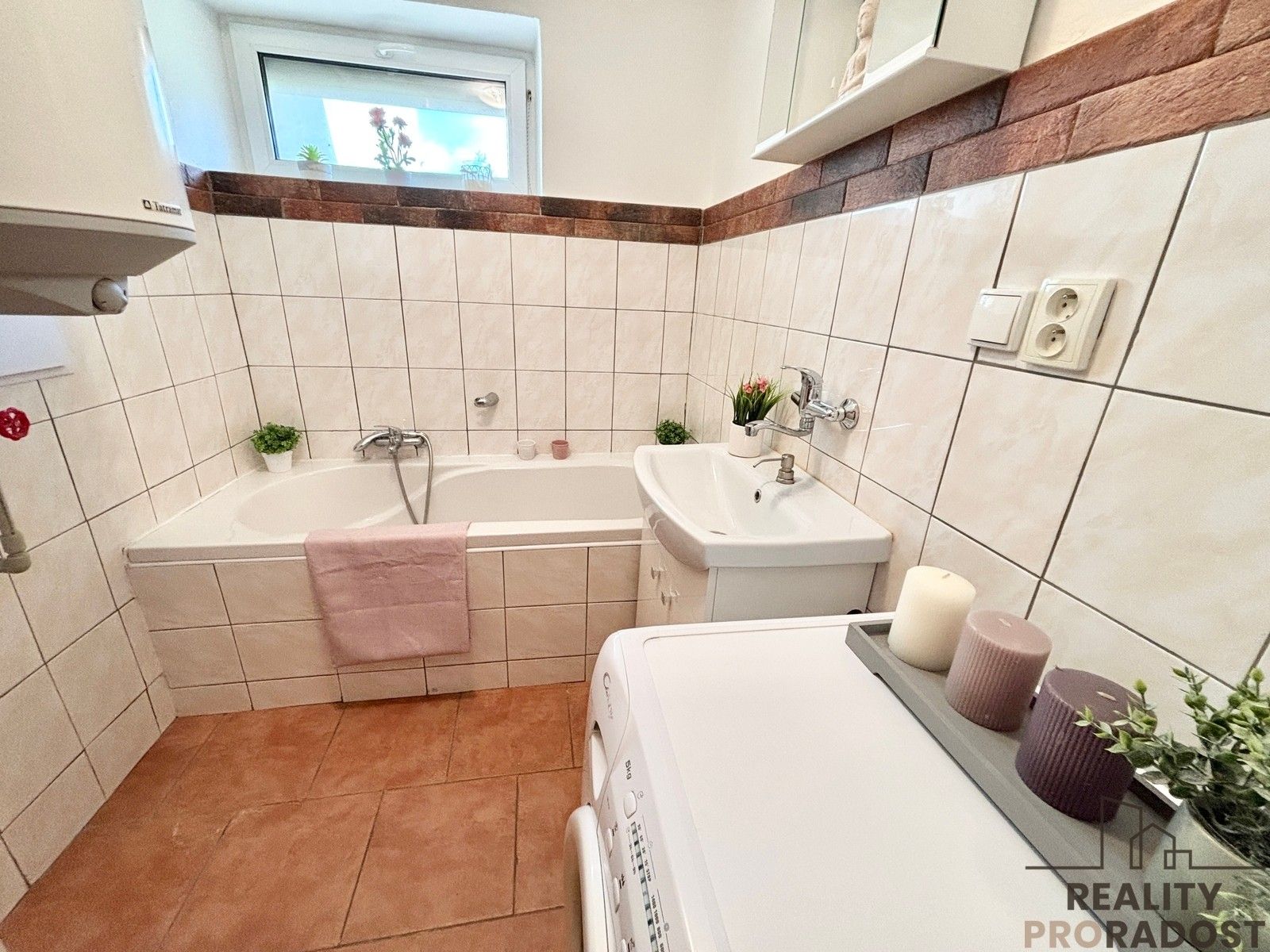 Prodej bytu 2+1 49 m² - foto 6