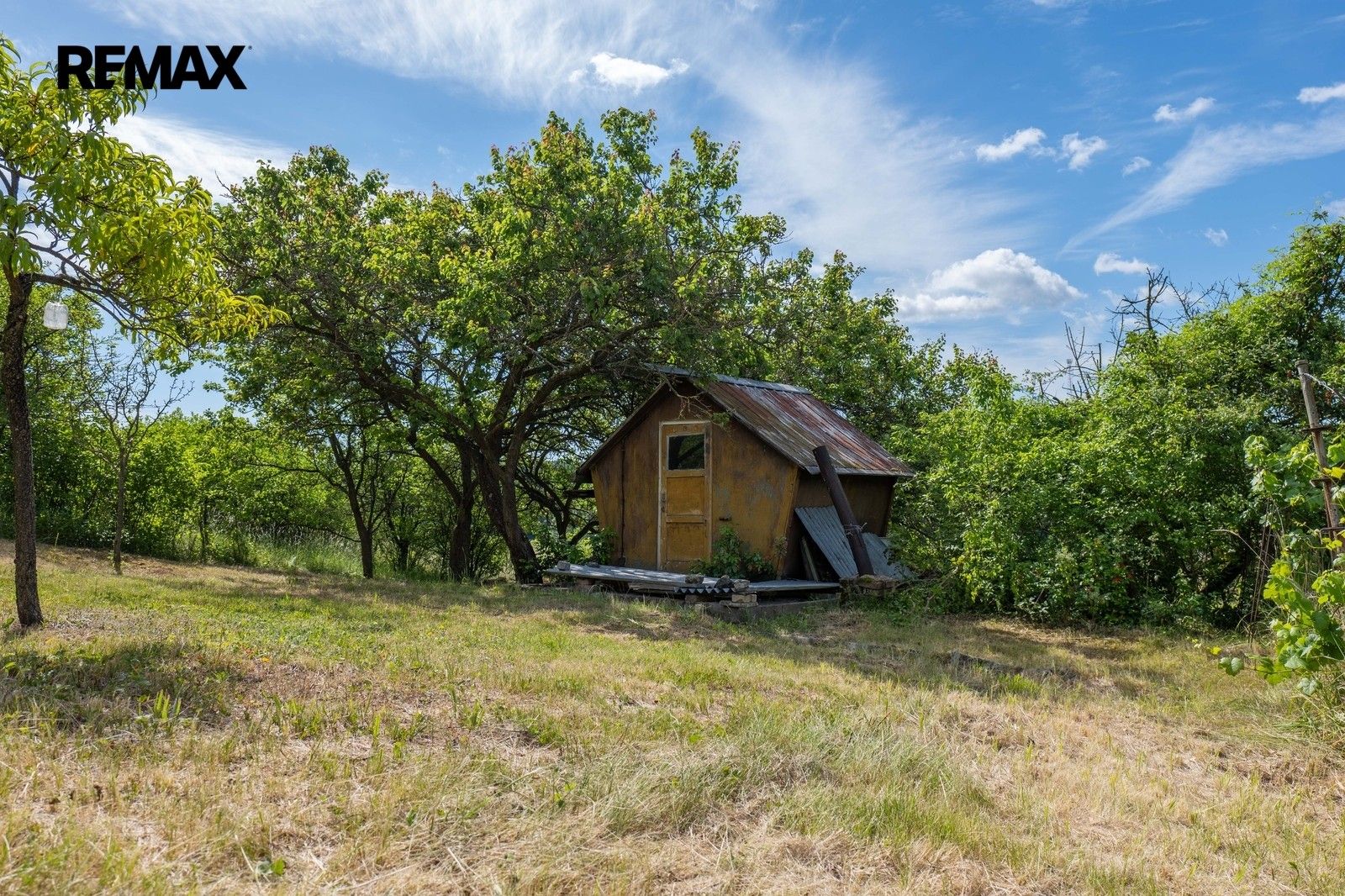 Prodej pozemku 2403 m² - foto 12