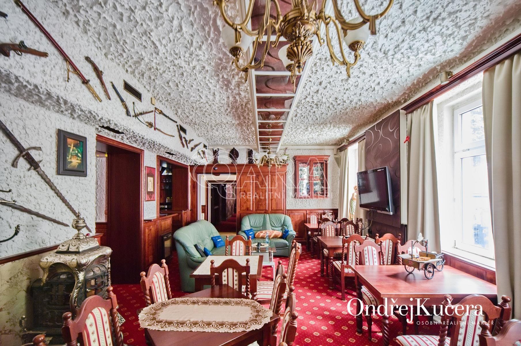 Prodej komerčního prostoru 832 m² - foto 6