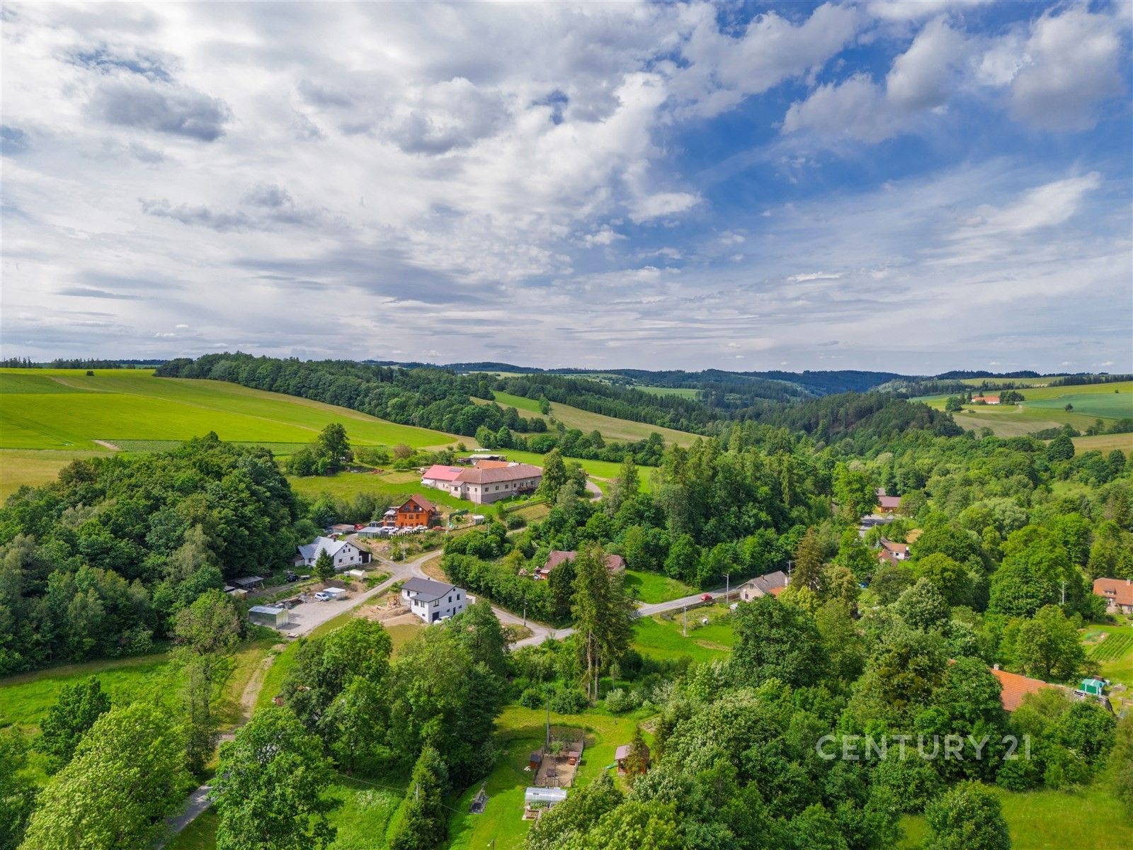 Prodej pozemku 820 m² - foto 5