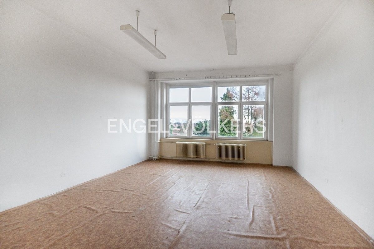 Pronájem komerčního prostoru 870 m² - foto 7