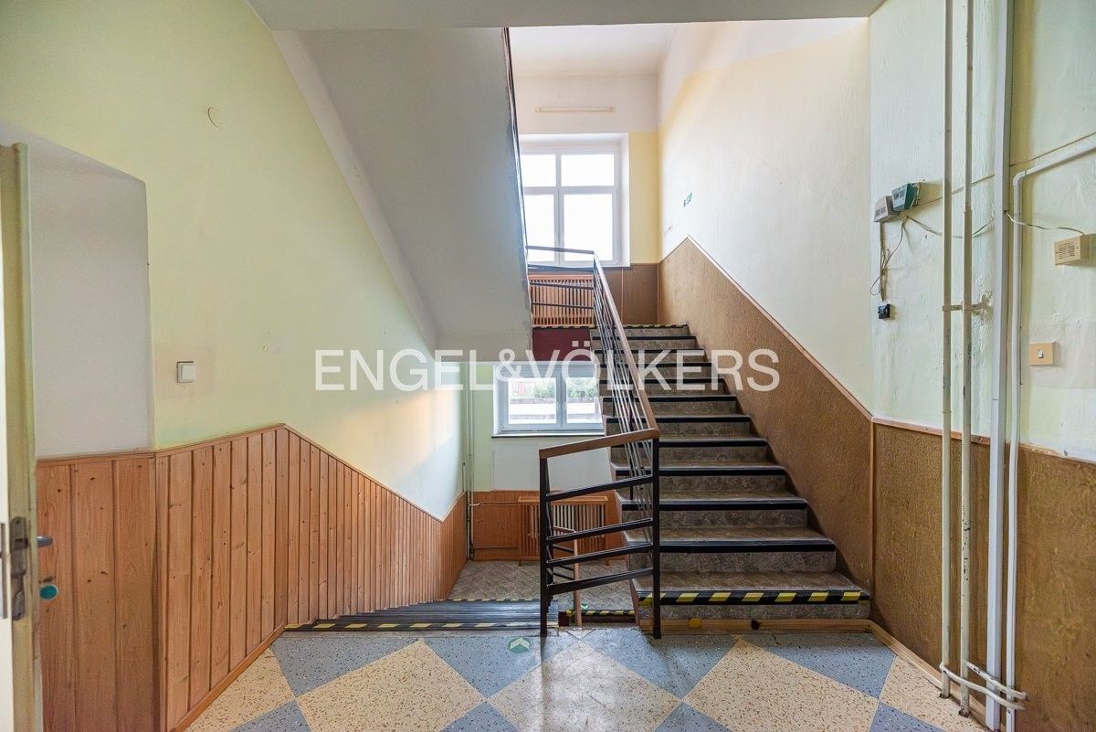 Pronájem komerčního prostoru 870 m² - foto 6