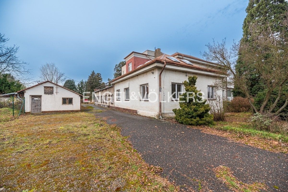 Pronájem komerčního prostoru 870 m² - foto 10