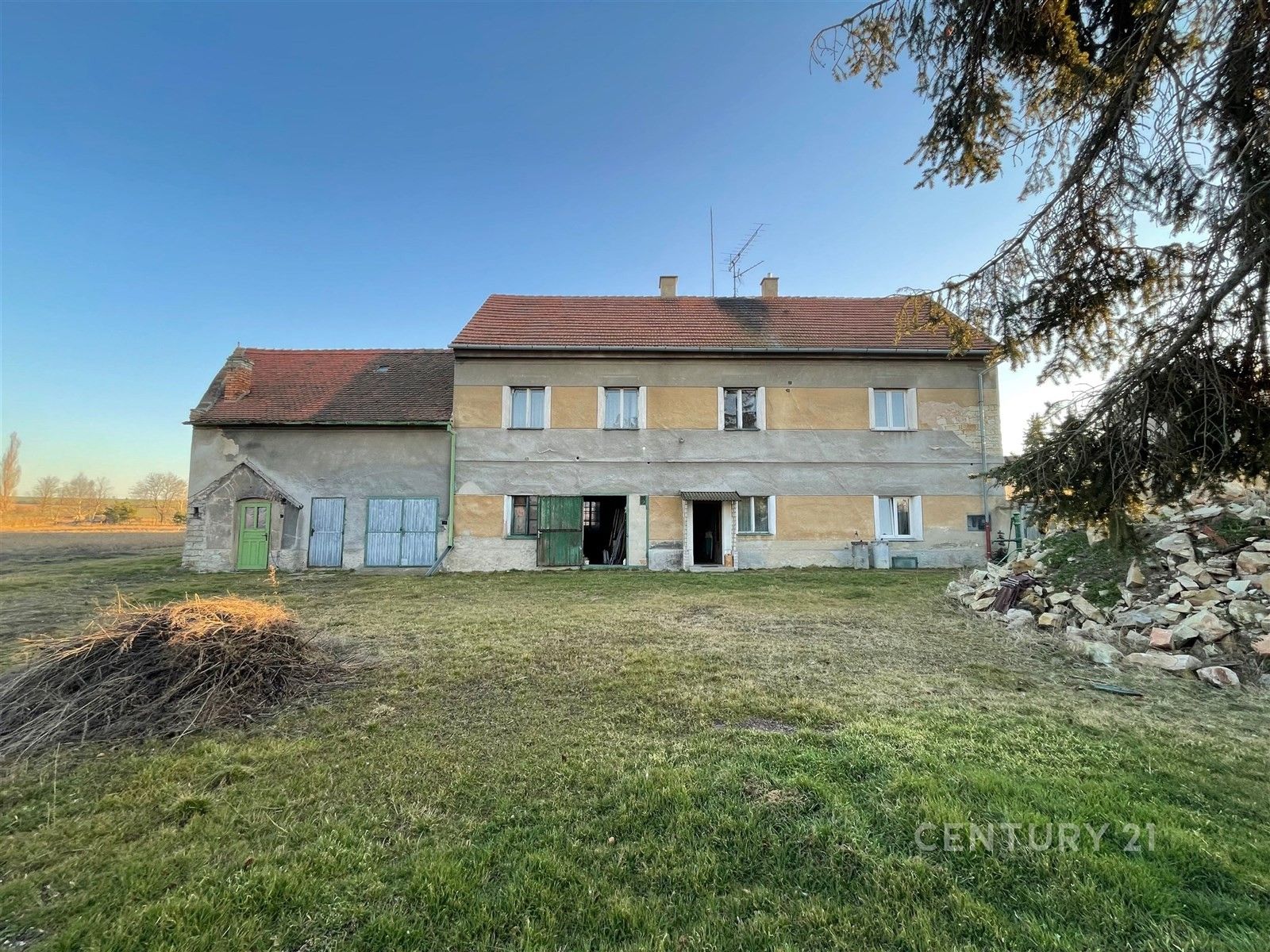 Prodej domu 238 m² - foto 2