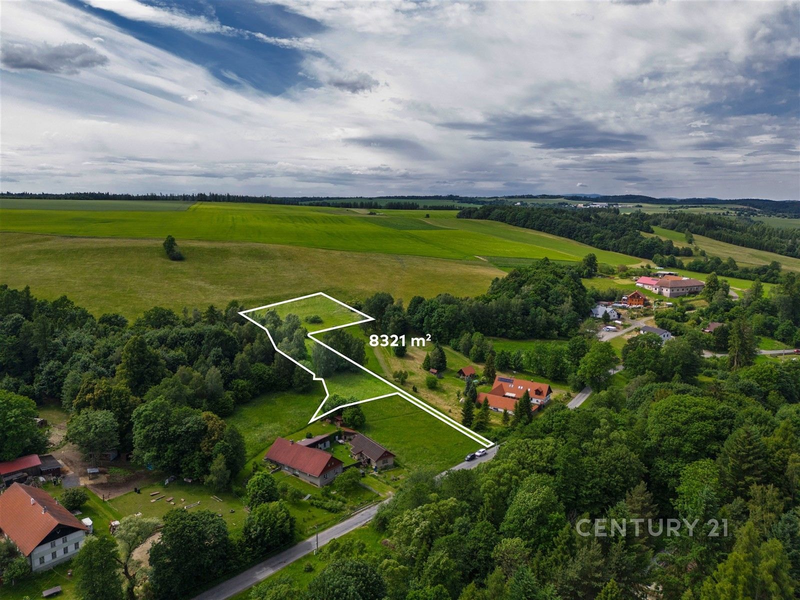 Prodej pozemku 8321 m² - foto 4