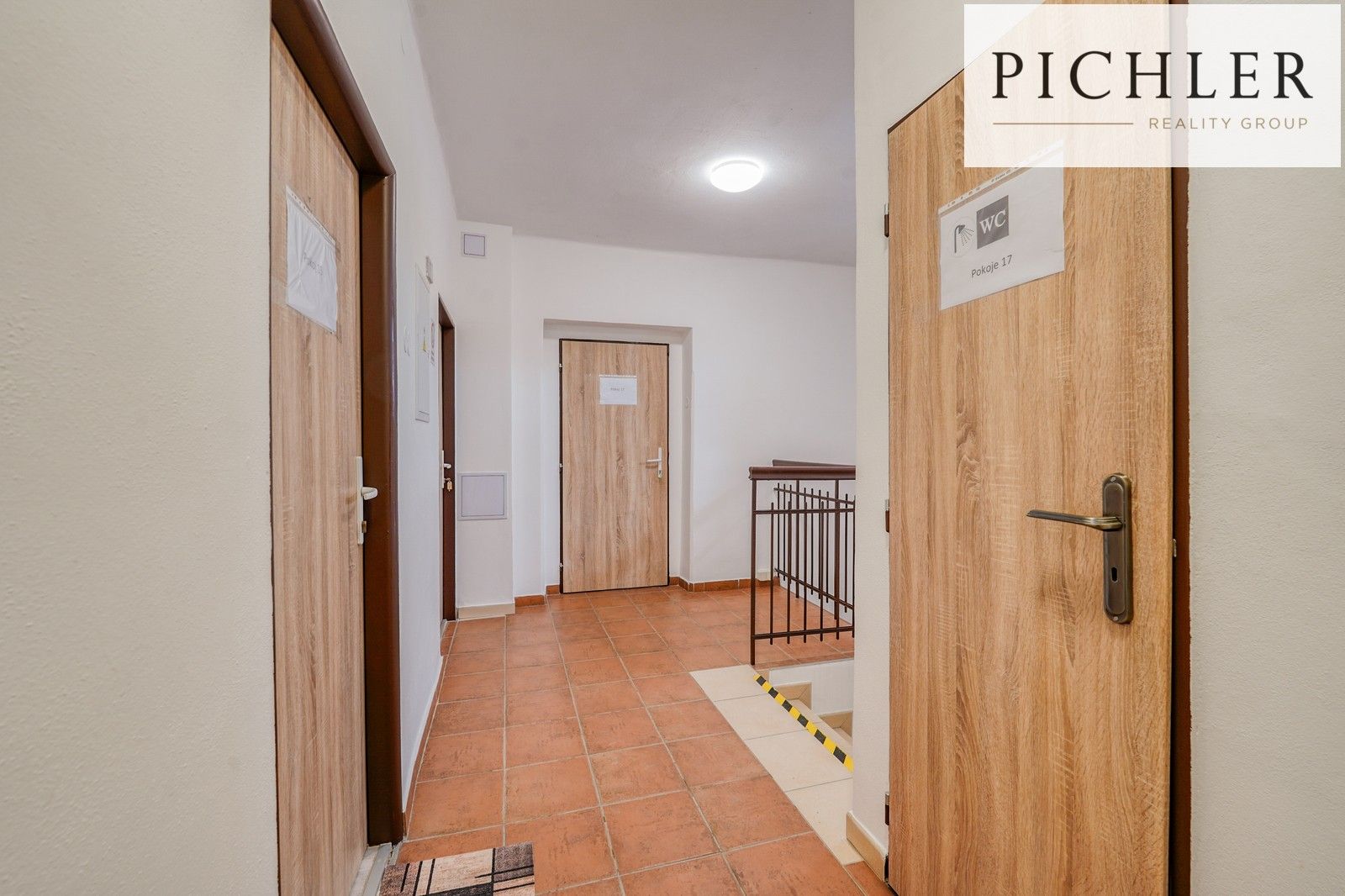 Prodej komerčního prostoru 900 m² - foto 5