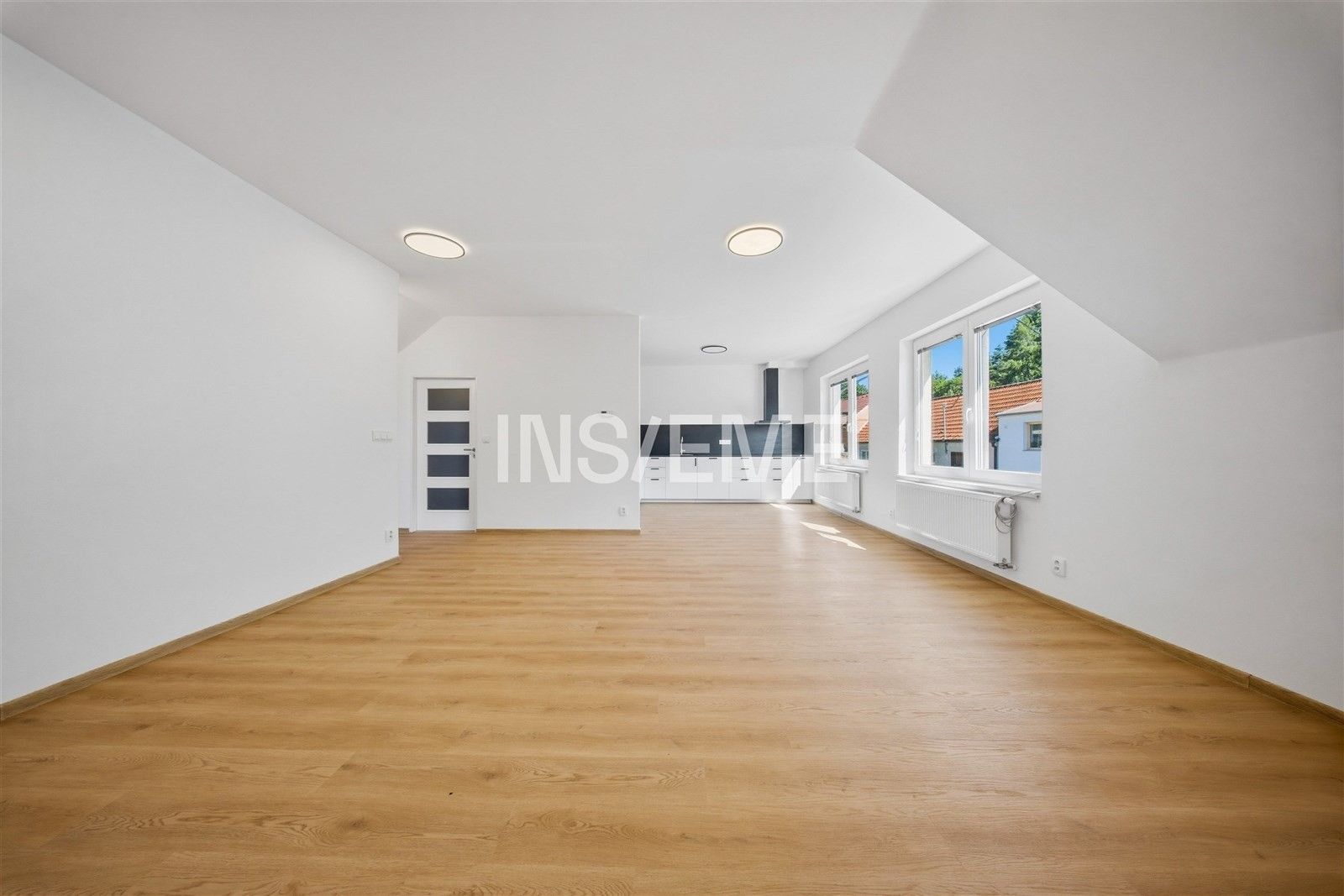 Pronájem bytu 3+kk 98 m² - foto 1