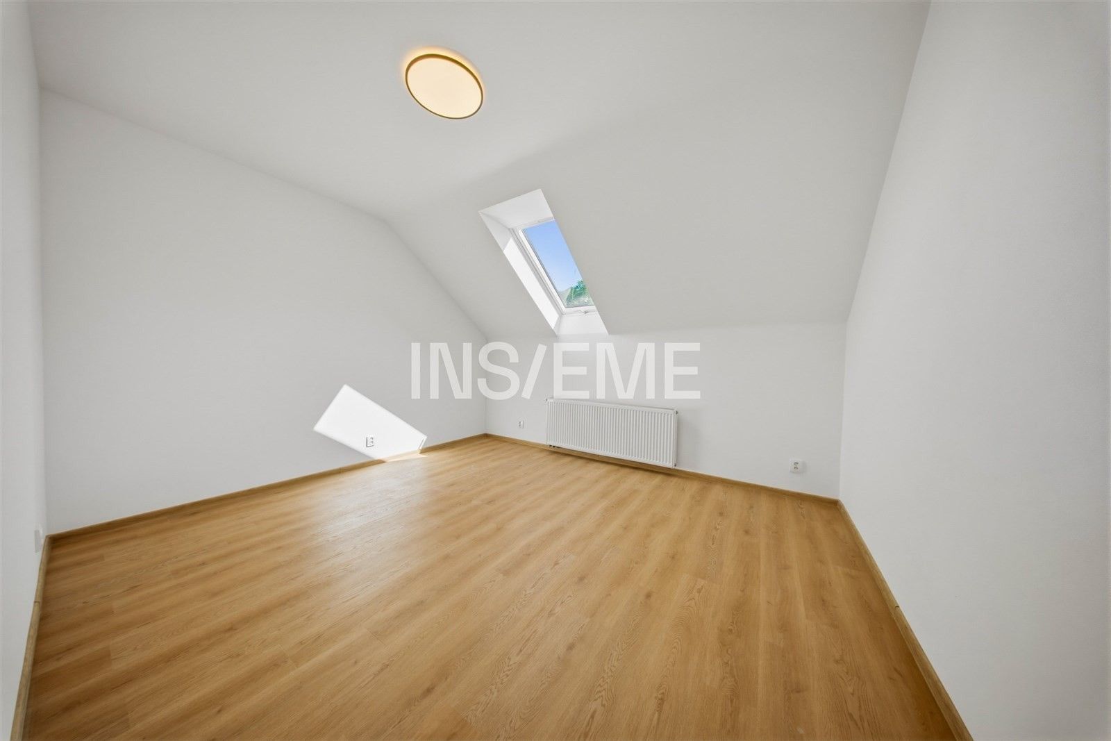 Pronájem bytu 3+kk 98 m² - foto 4