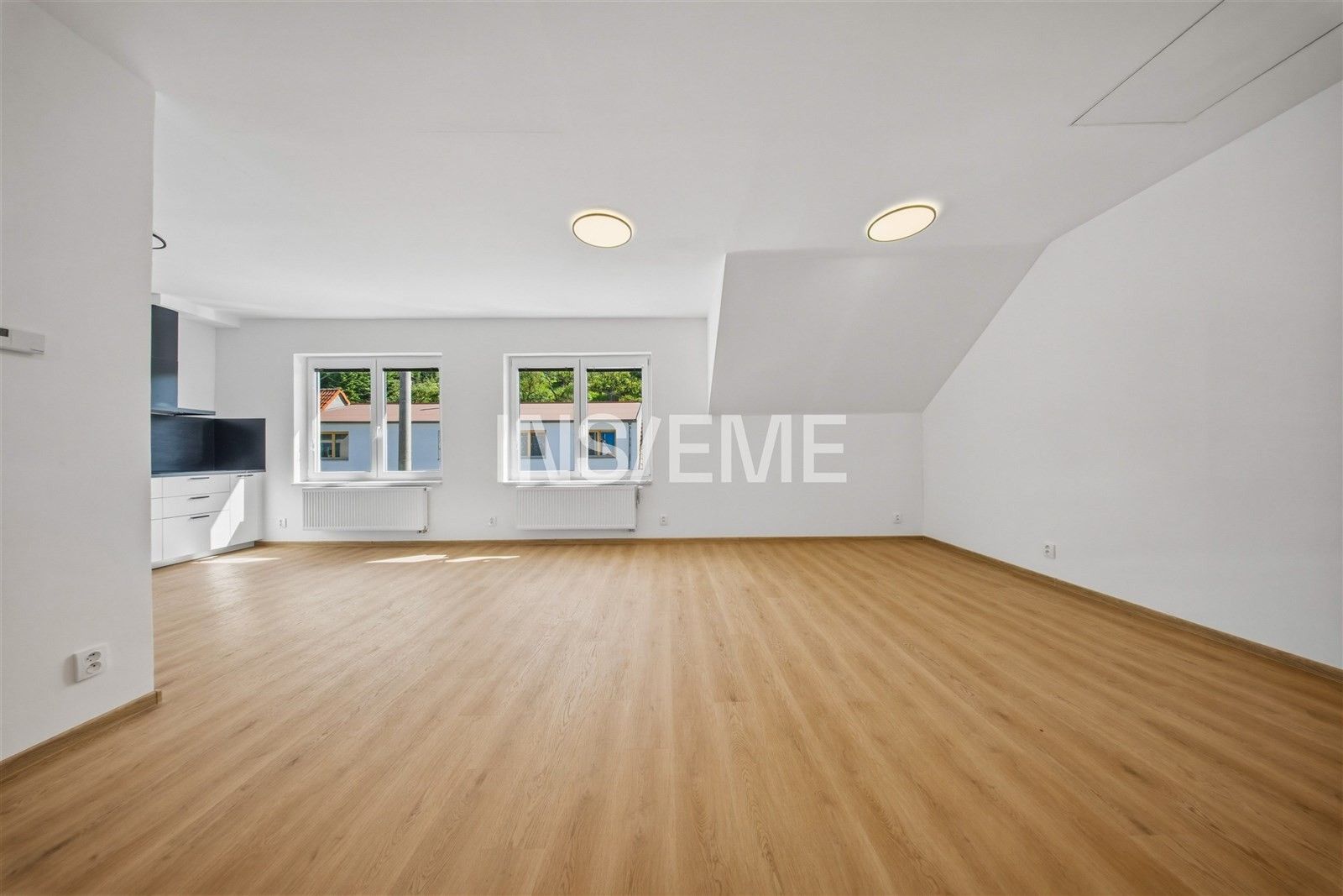 Pronájem bytu 3+kk 98 m² - foto 8