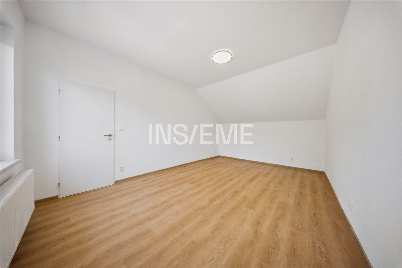 Pronájem bytu 3+kk 98 m² - foto 12