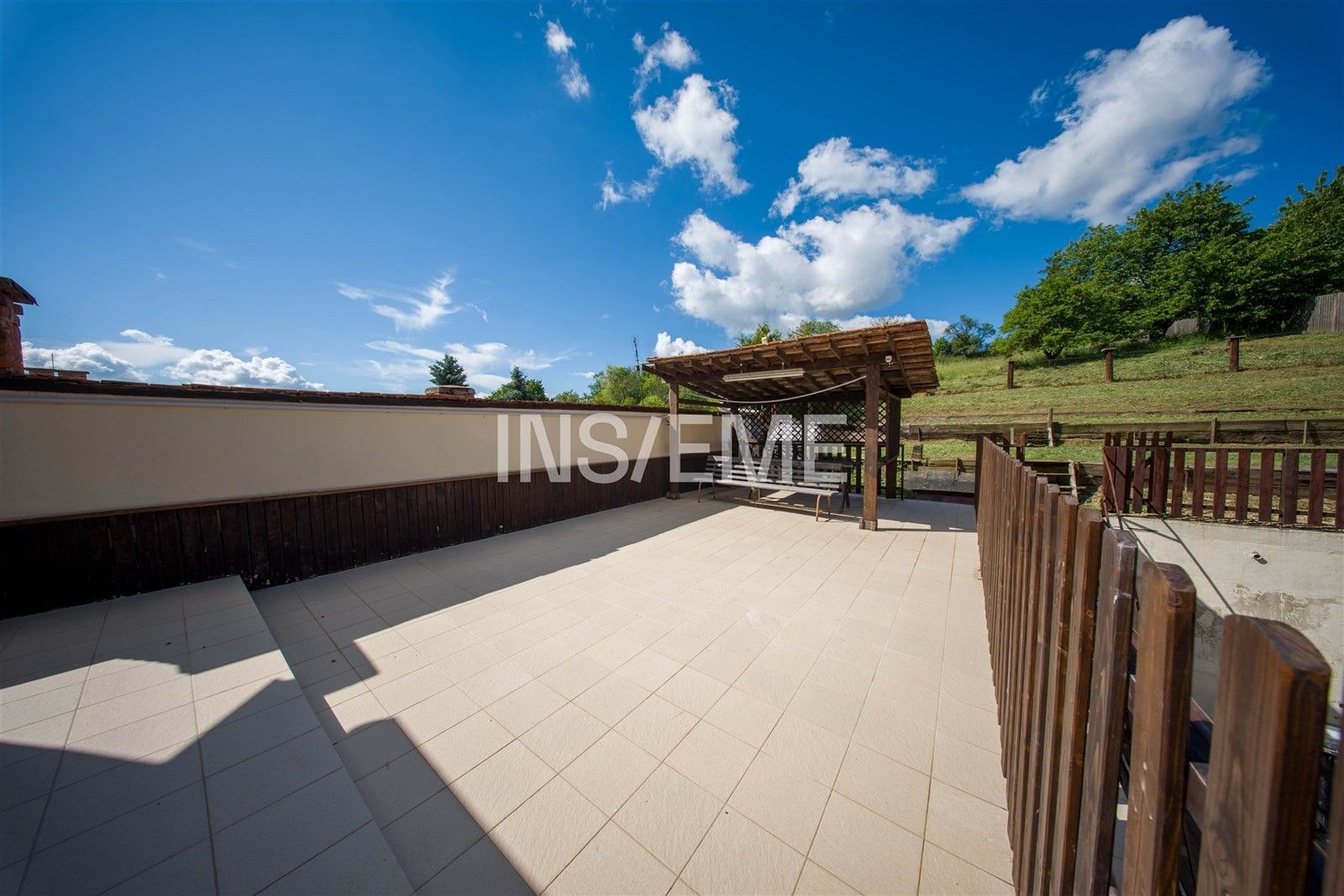Pronájem bytu 3+kk 98 m² - foto 16