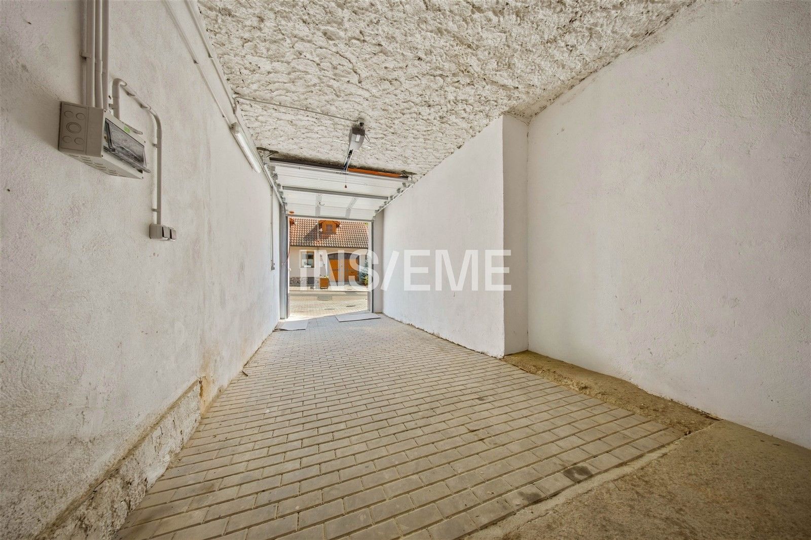 Pronájem bytu 3+kk 98 m² - foto 17