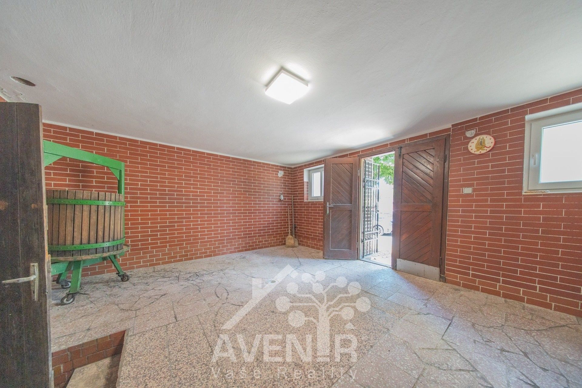 Prodej nemovitosti 84 m² - foto 7