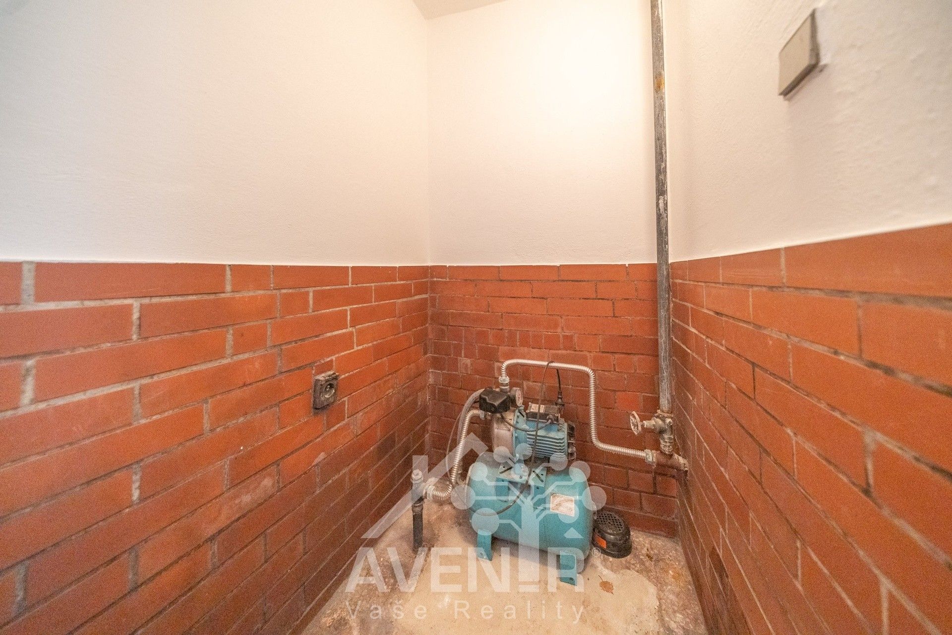 Prodej nemovitosti 84 m² - foto 10