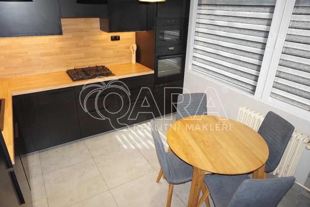 Prodej bytu 3+1 66 m² - foto 2
