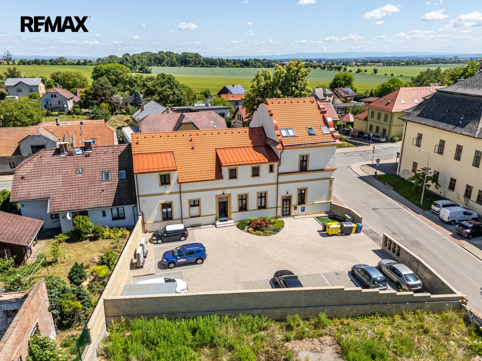 Prodej bytu 4+kk 111 m² - foto 1