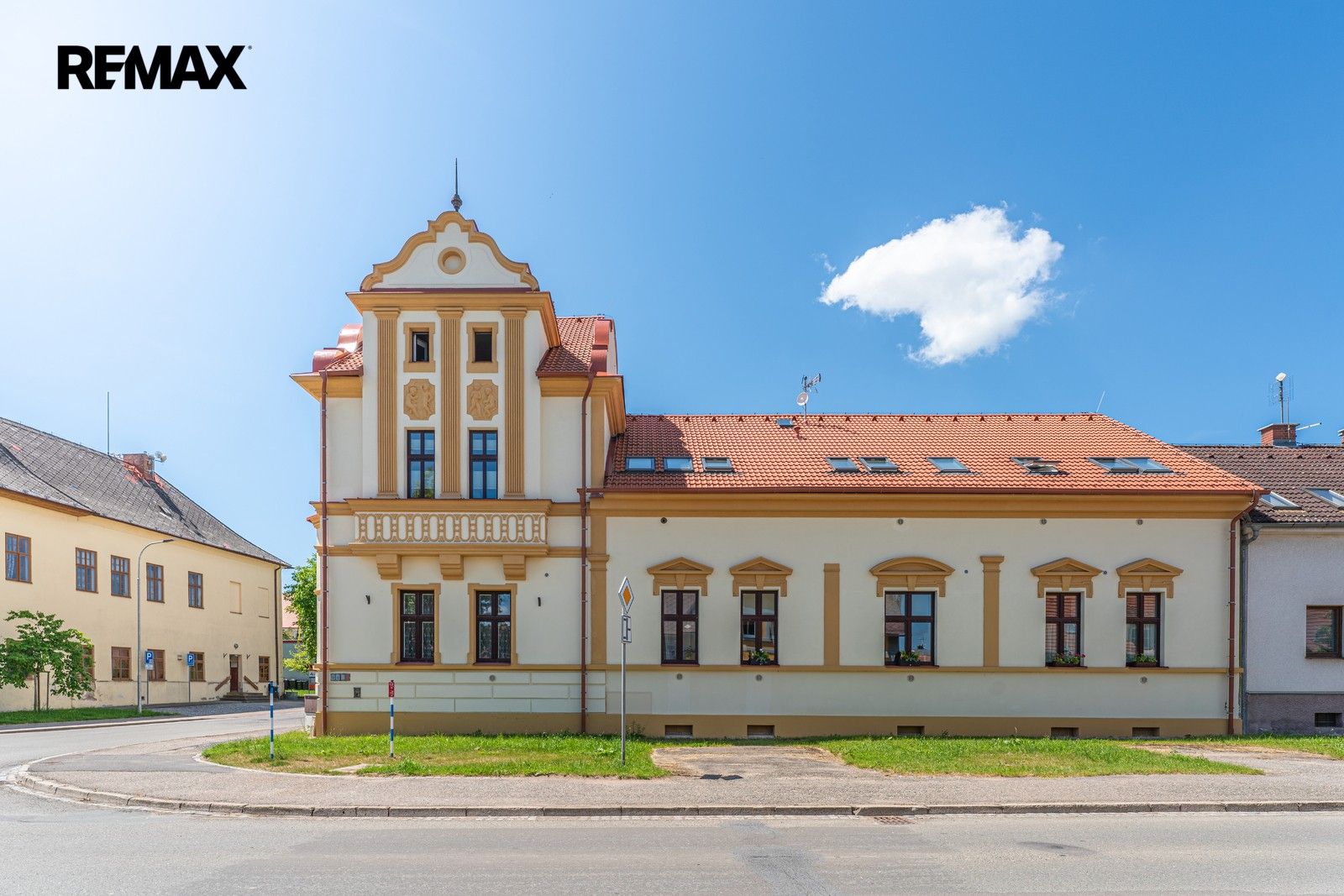 Prodej bytu 4+kk 111 m² - foto 3