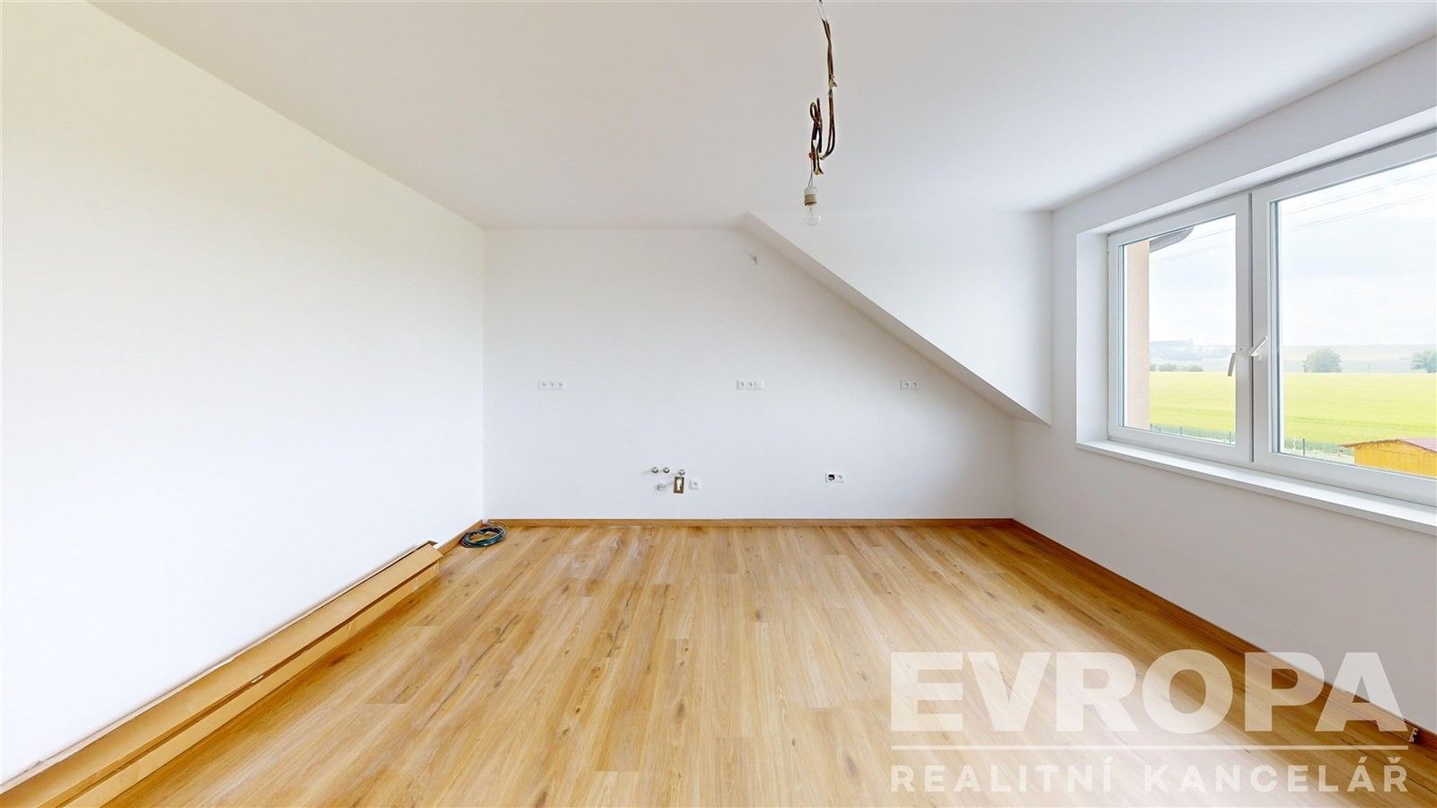 Prodej bytu 3+kk 91 m² - foto 2