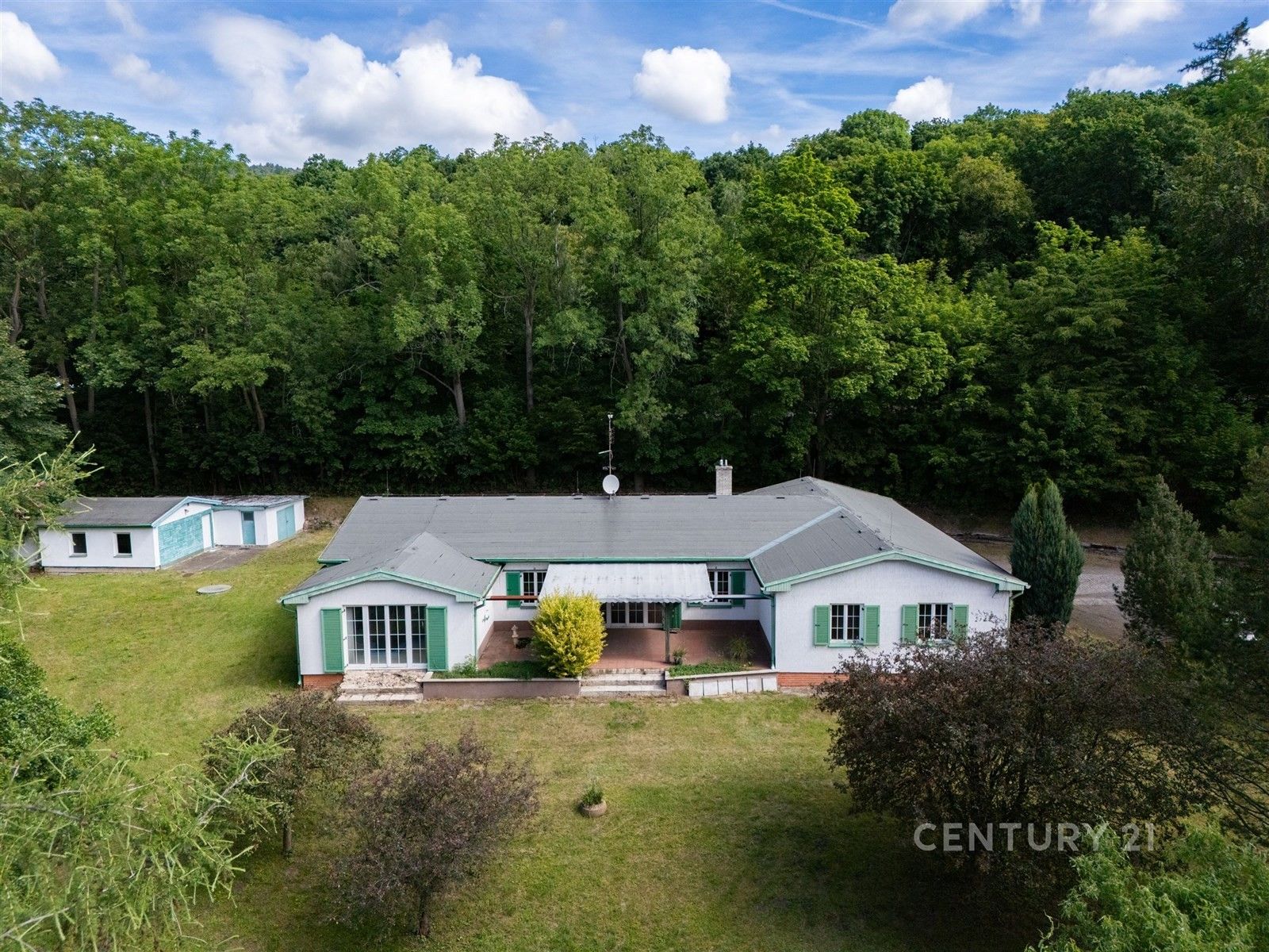 Prodej domu 273 m² - foto 1