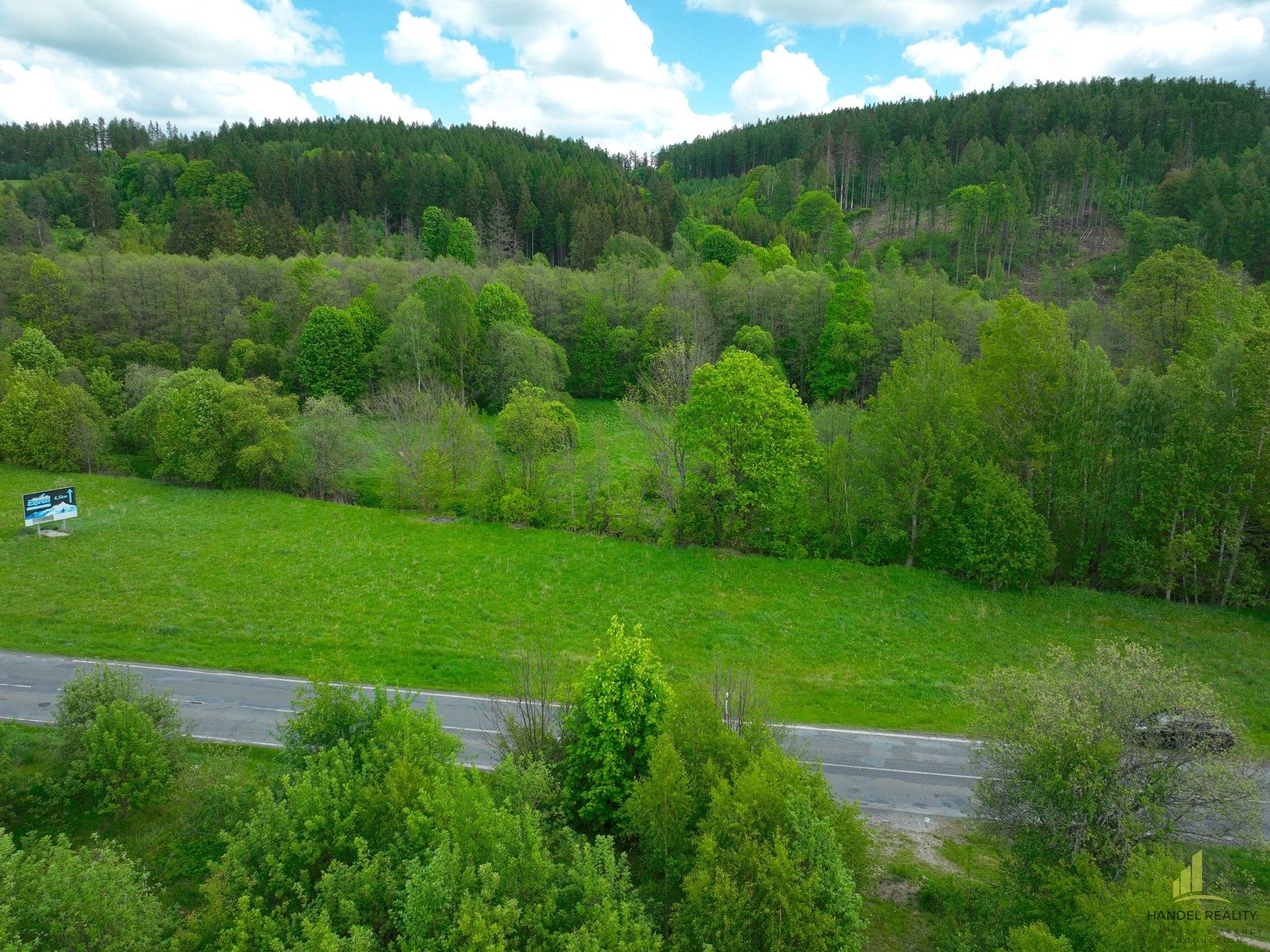 Prodej pozemku 2000 m² - foto 4