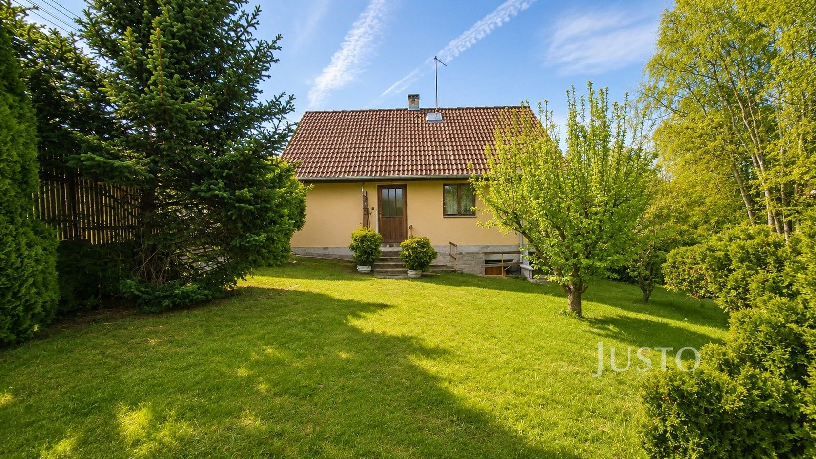 Prodej domu 100 m² - foto 1