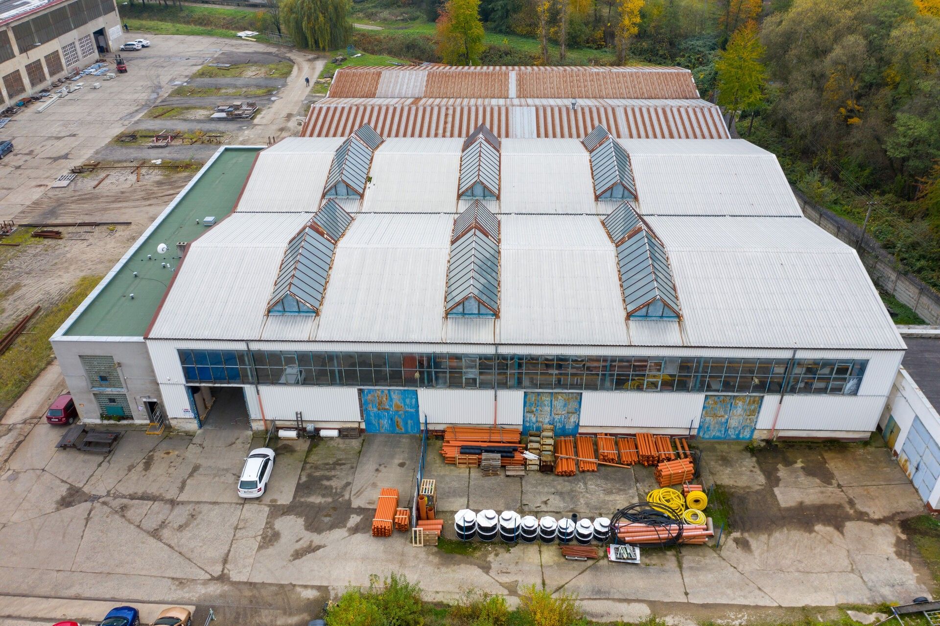 Prodej komerčního prostoru 2132 m² - foto 2
