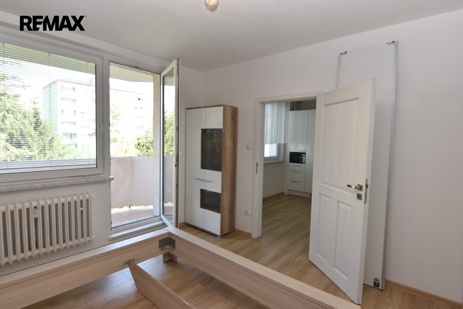 Pronájem bytu 3+1 72 m² - foto 2