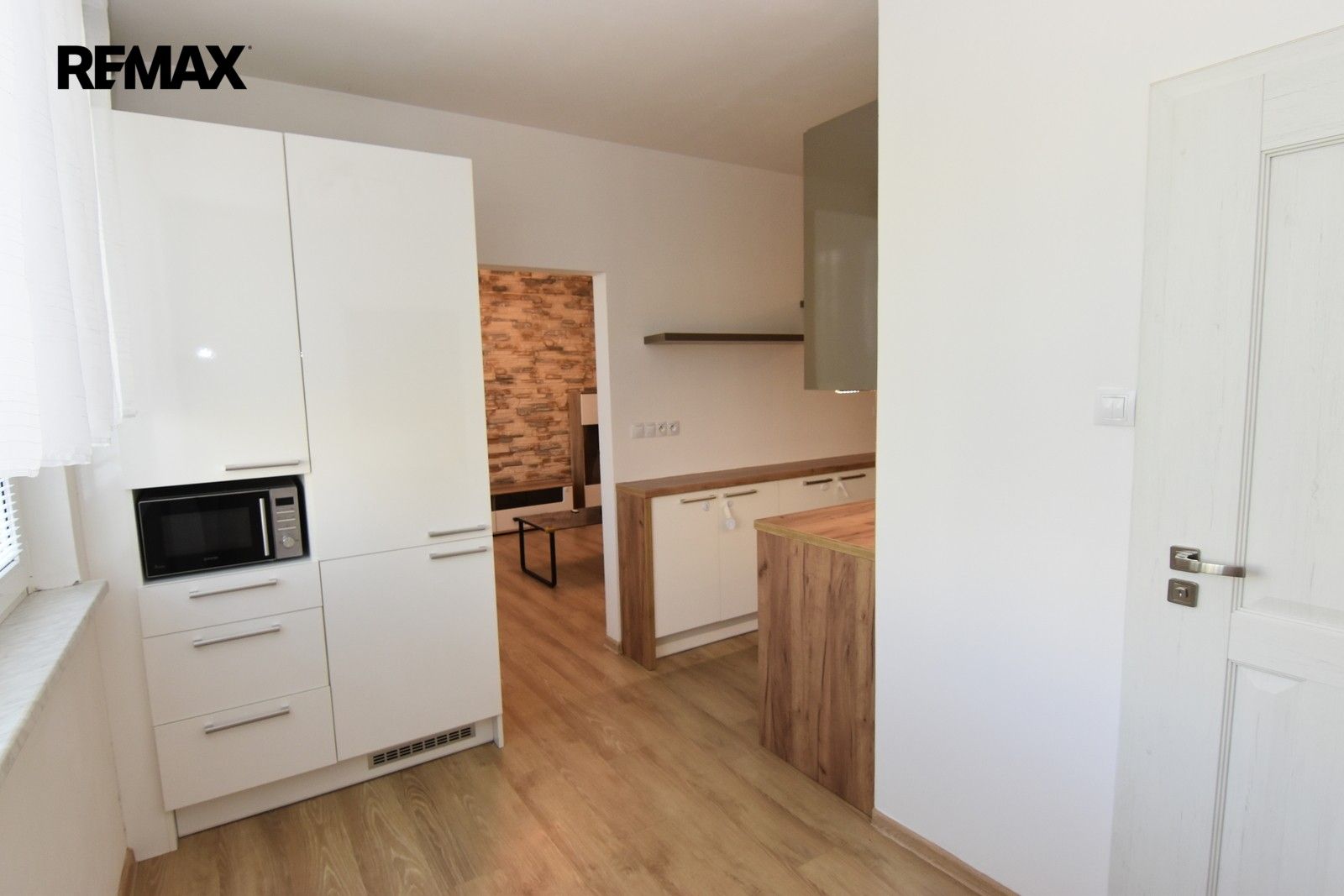 Pronájem bytu 3+1 72 m² - foto 10
