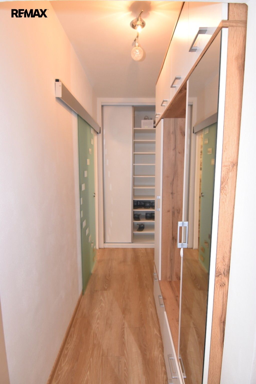 Pronájem bytu 3+1 72 m² - foto 17
