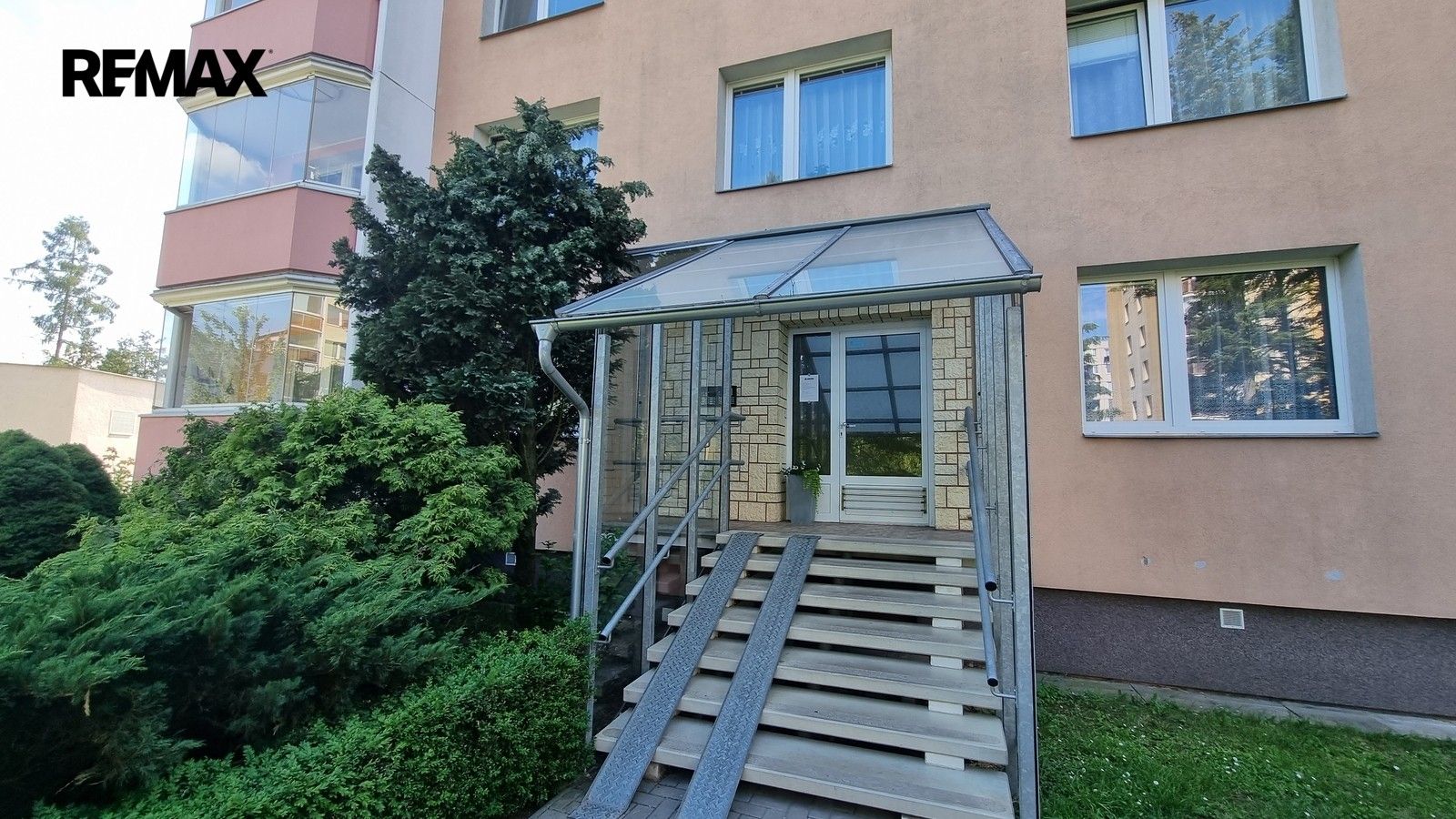 Pronájem bytu 3+1 72 m² - foto 19