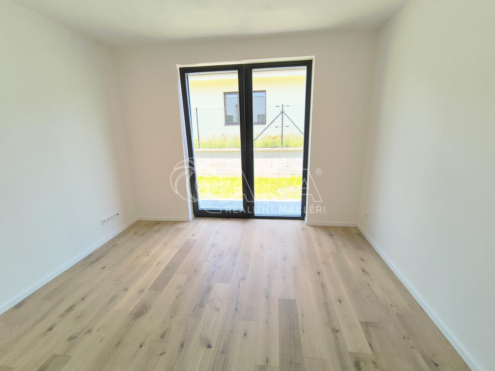 Pronájem bytu 4+kk 106 m² - foto 13