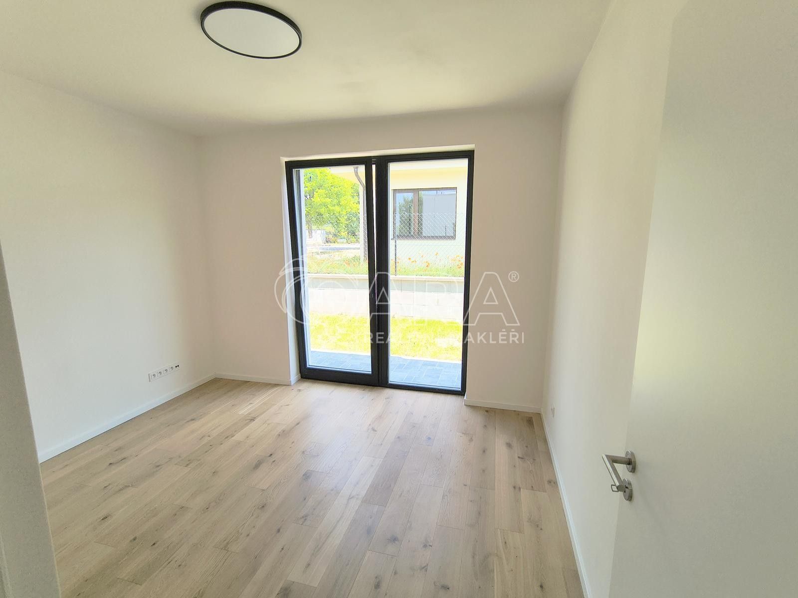 Pronájem bytu 4+kk 106 m² - foto 14