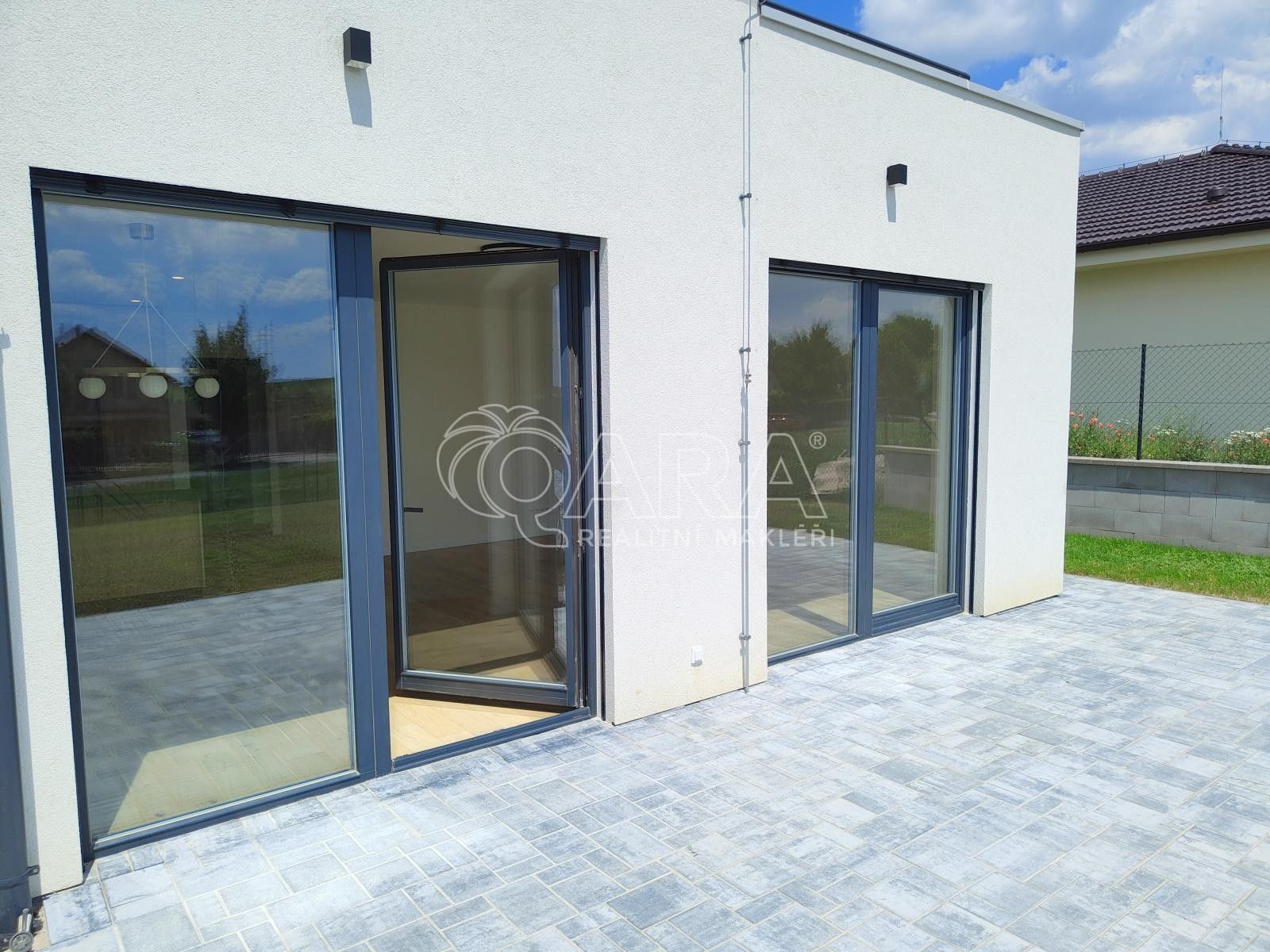 Pronájem bytu 4+kk 106 m² - foto 17