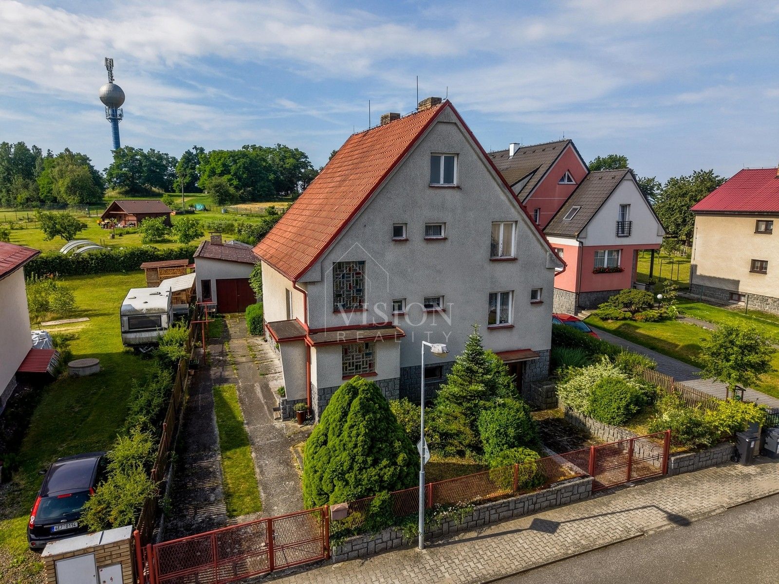 Prodej domu 204 m² - foto 1