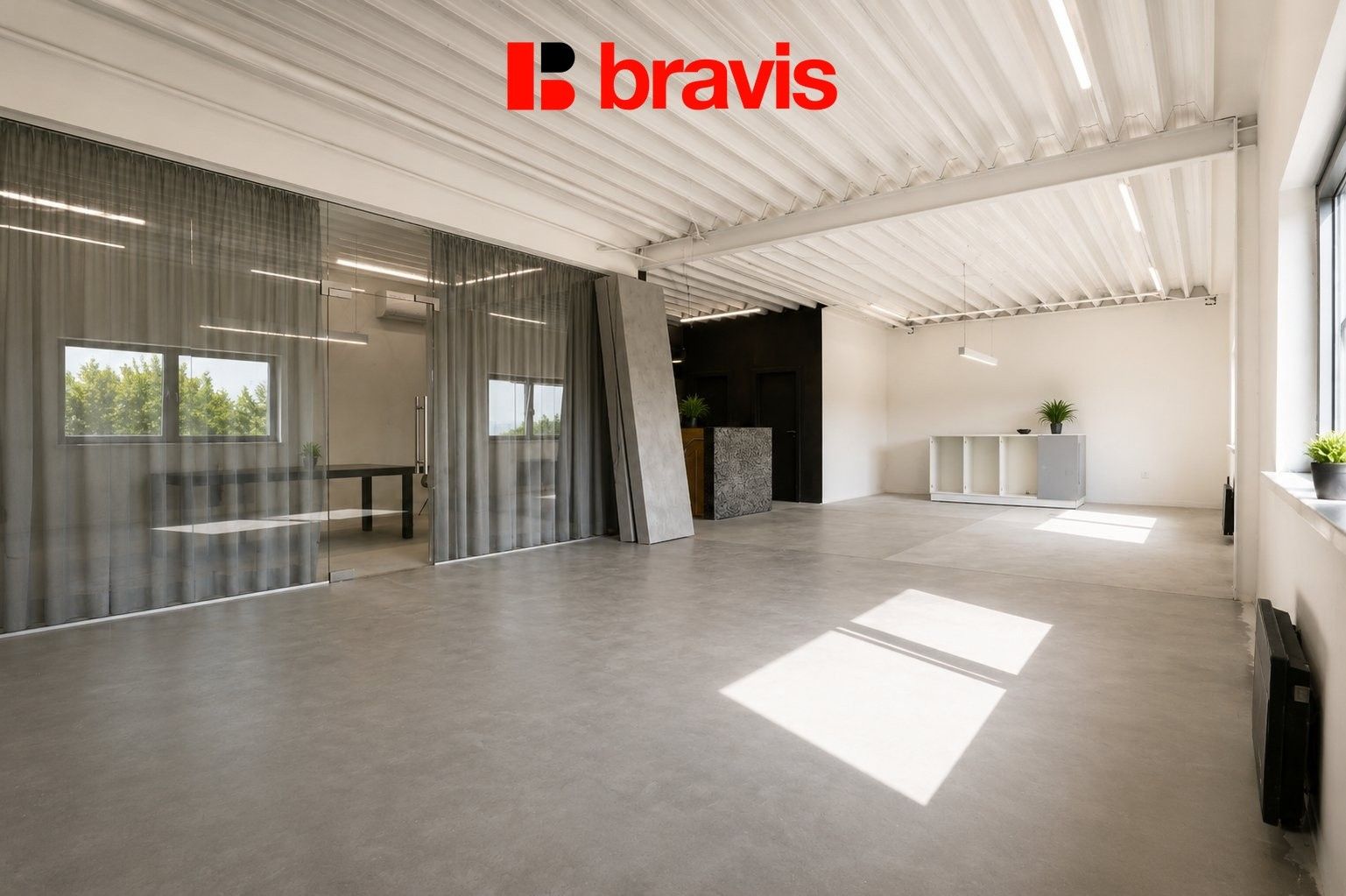 Pronájem komerčního prostoru 280 m² - foto 9