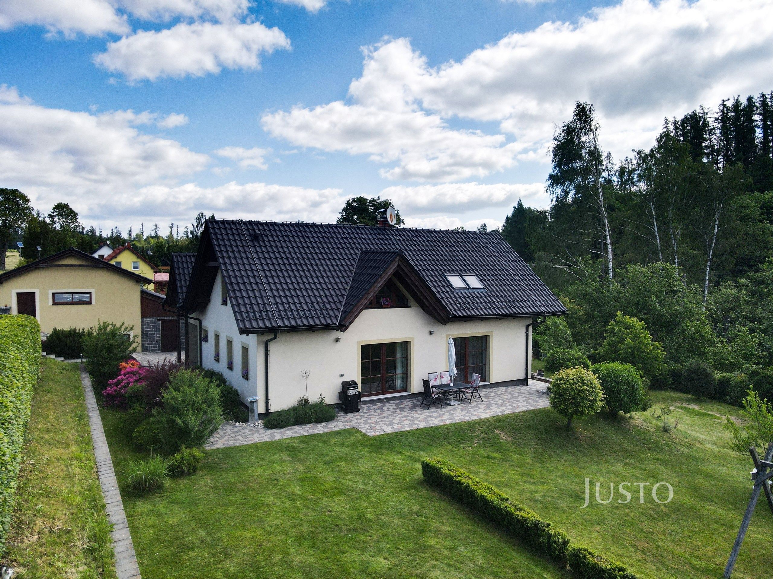 Prodej domu 256 m² - foto 2