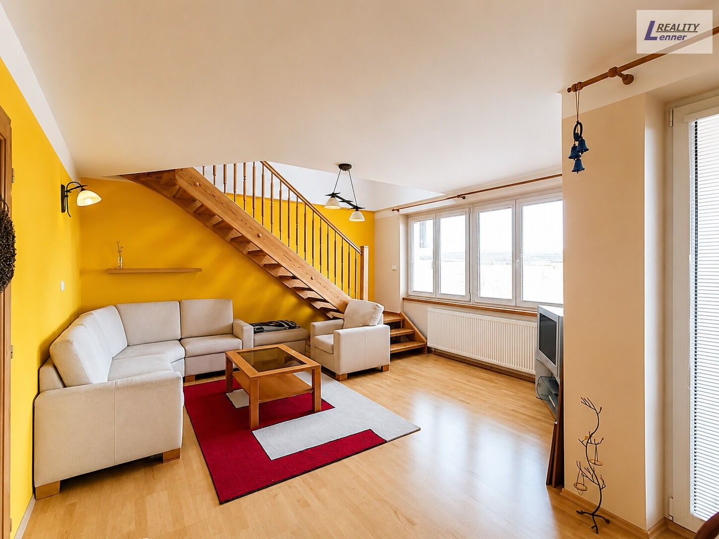 Pronájem bytu 300 m² - foto 6