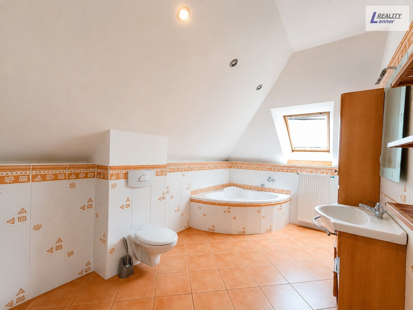 Pronájem bytu 300 m² - foto 7