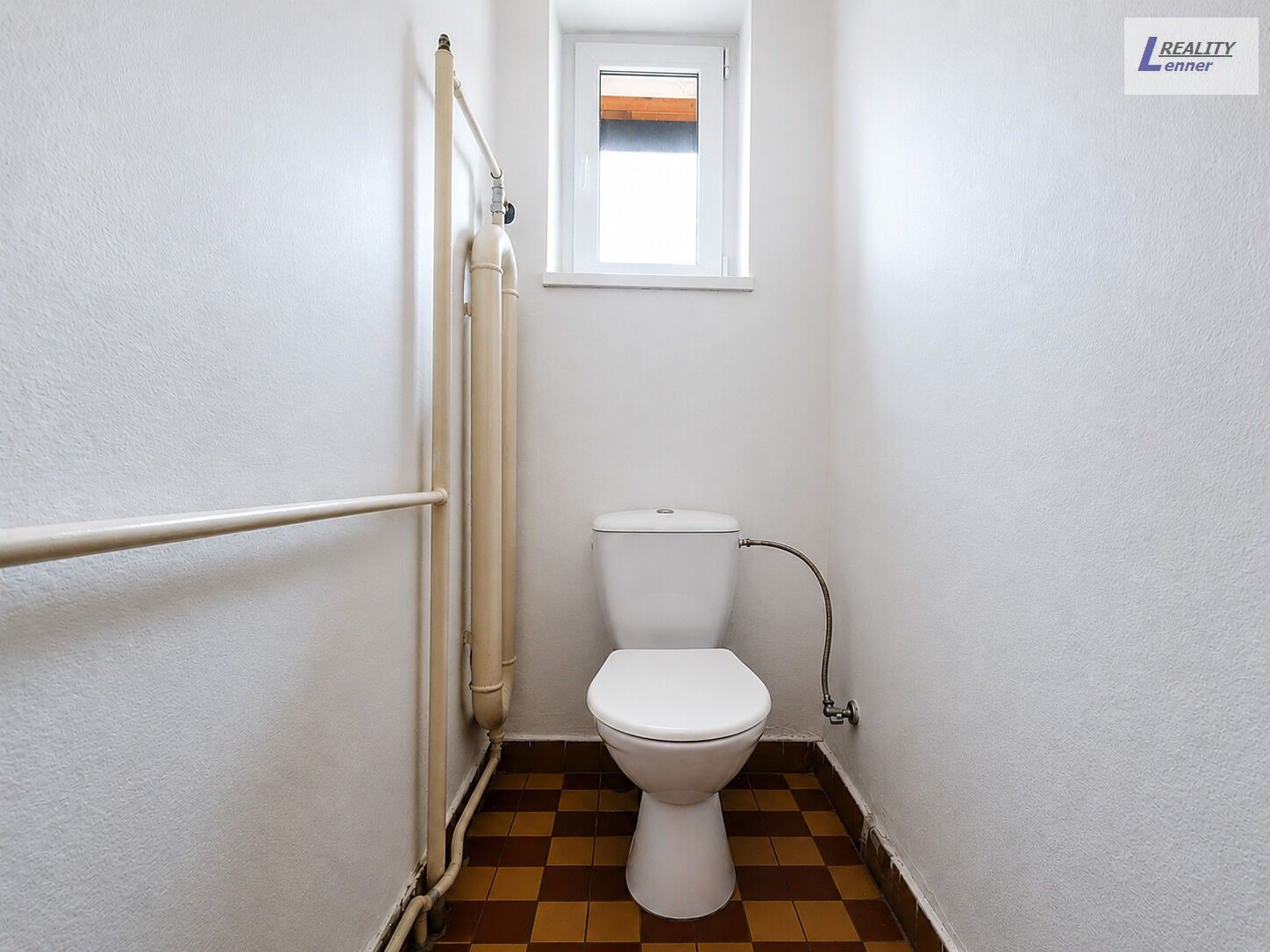 Pronájem bytu 300 m² - foto 13