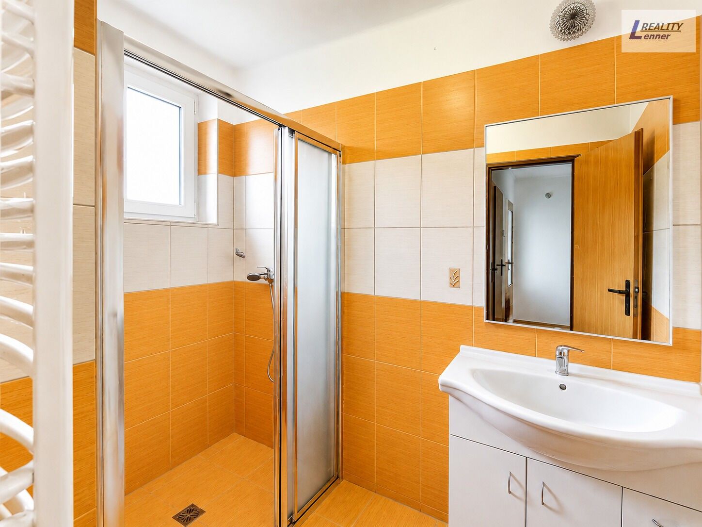 Pronájem bytu 300 m² - foto 18